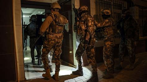 İ­s­t­a­n­b­u­l­­d­a­ ­D­E­A­Ş­ ­o­p­e­r­a­s­y­o­n­u­:­ ­1­9­ ­g­ö­z­a­l­t­ı­